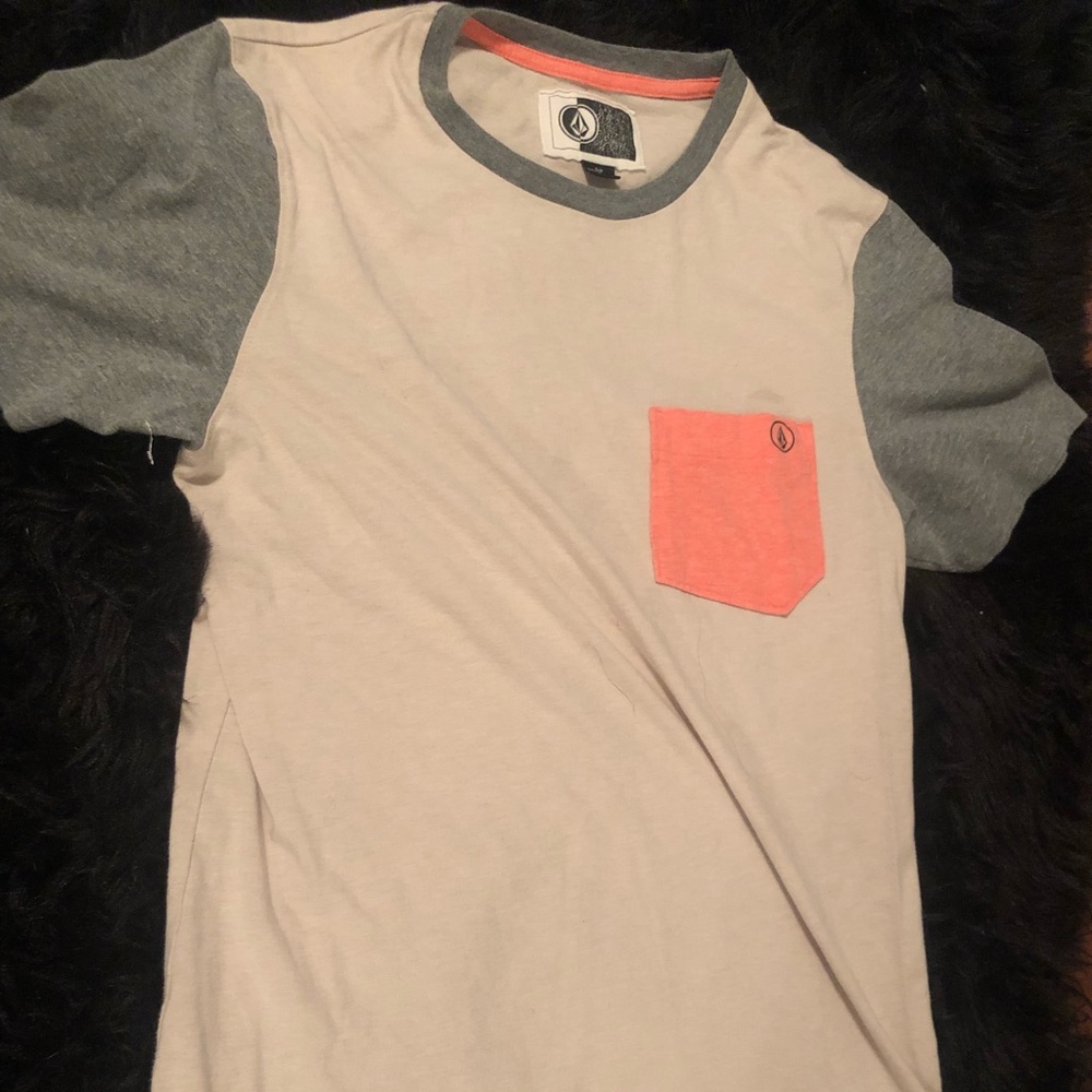 VOLCOM Guys T-shirt